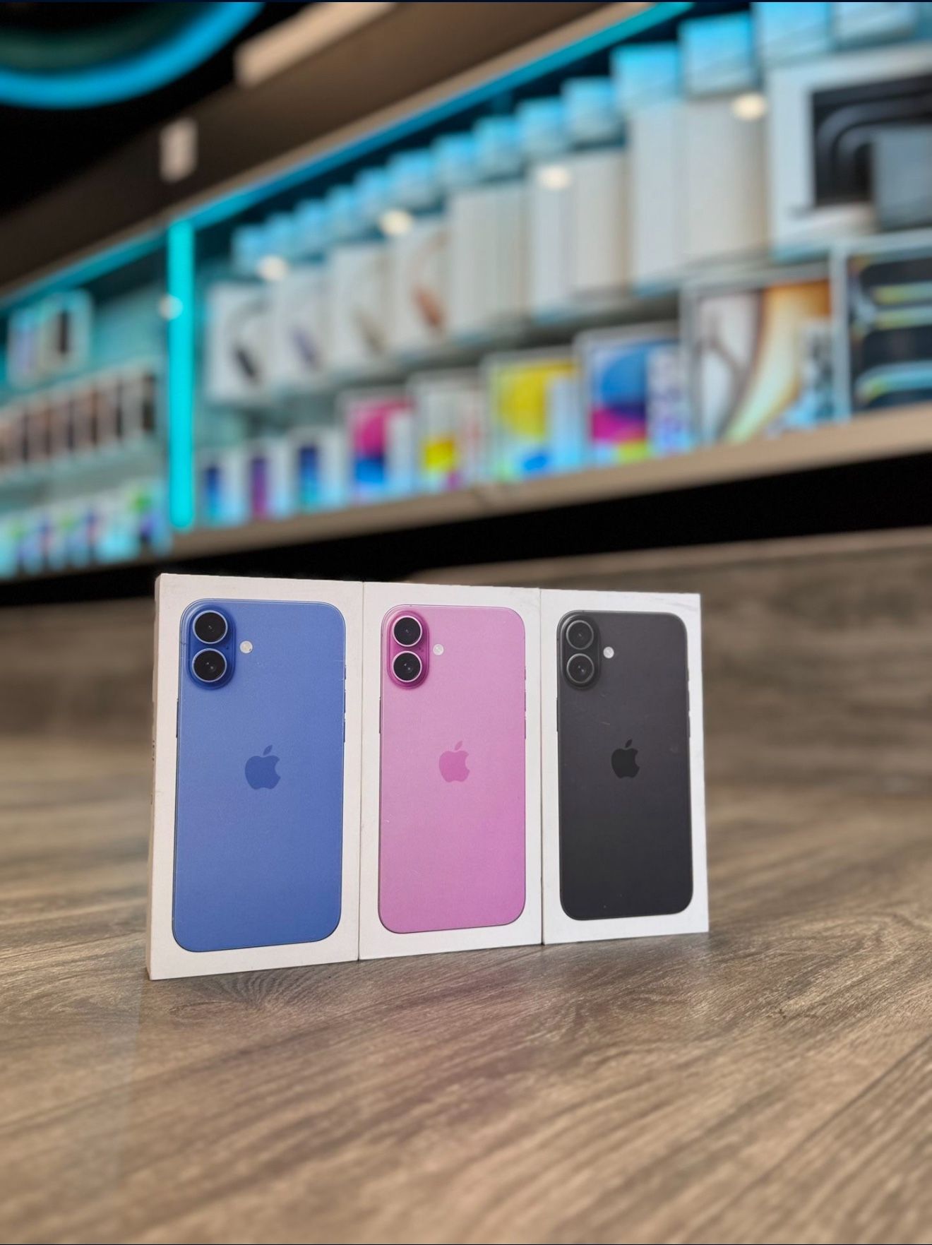 iPhone 16 (Unlocked) * Payment Plans Available / Planes De Pagos Disponibles *