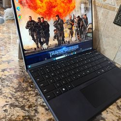 ✅️Surface Microsoft Surface Pro 8
 2 in 1
