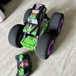 Monster Jam Gravedigger Ramp Champ