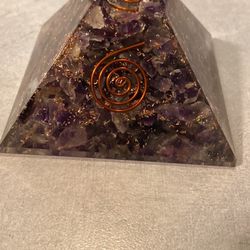 Orgonite Pyramid 7 Chakra 80x80mm For Healing And Energy 