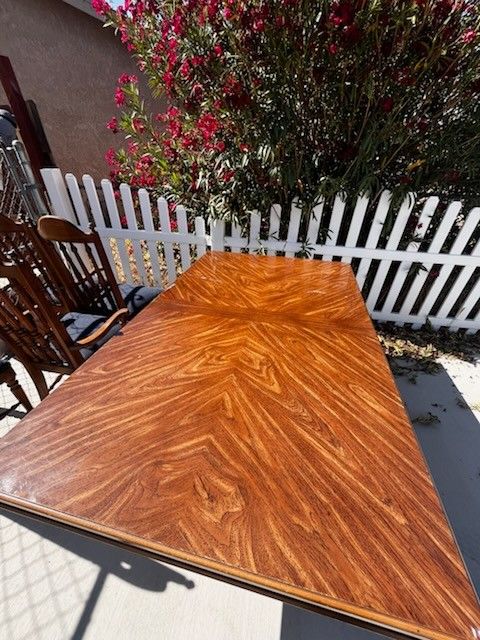 Dining Room Table 