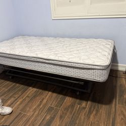 Twin Trundle frame and mattress
