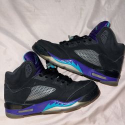 Black grape best sale 5s for sale