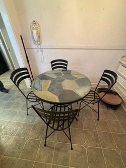 STUNNING Hand Crafted Forged Iron & Stone Round Table with Glass top + 4 Chairs Dining chairs