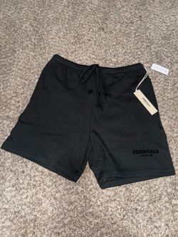 Essential shorts black size medium-large