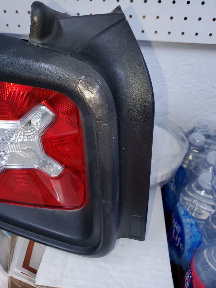 Jeep renegade tail light had small crack siliconed to seal