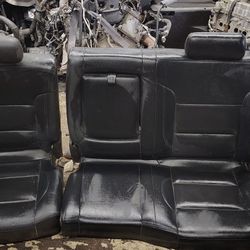 15-18 CHEVY SILVERADO BACK SEATS 