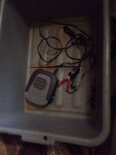 12 Volt 20 Bucks