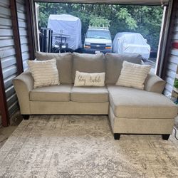 FREE DELIVERY Beige Sectional Couch w/ Chaise – Clean, Comfy, Free Delivery
