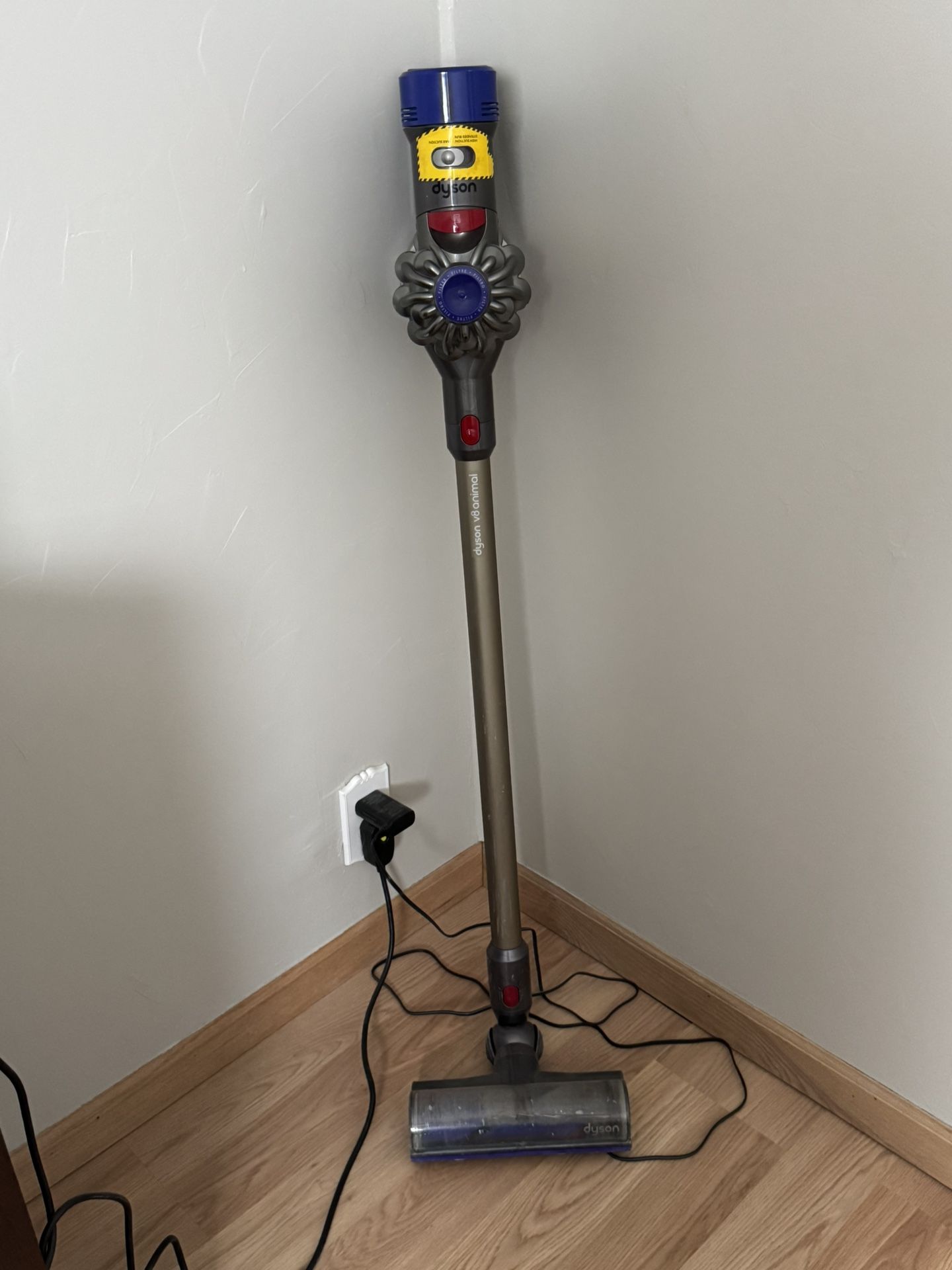 Dyson V8 Cordless Vacuum