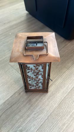 🕯️ Bronze Lantern Candle Holder – Leaf & Vine Design
