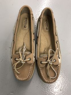 Woman Sperrys