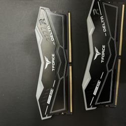 Team T-Force Delta RGB 32GB (2 x 16GB) 