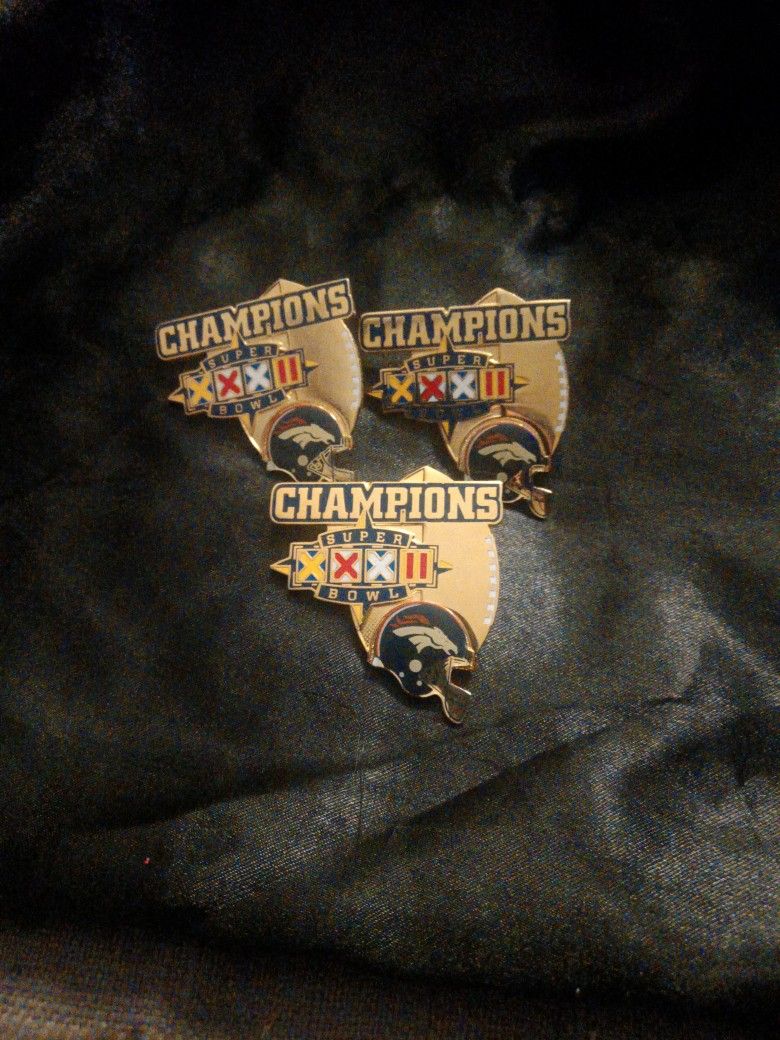 Superbowl XXXII Pins (3)