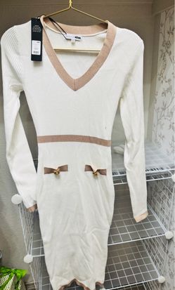New Medium dress