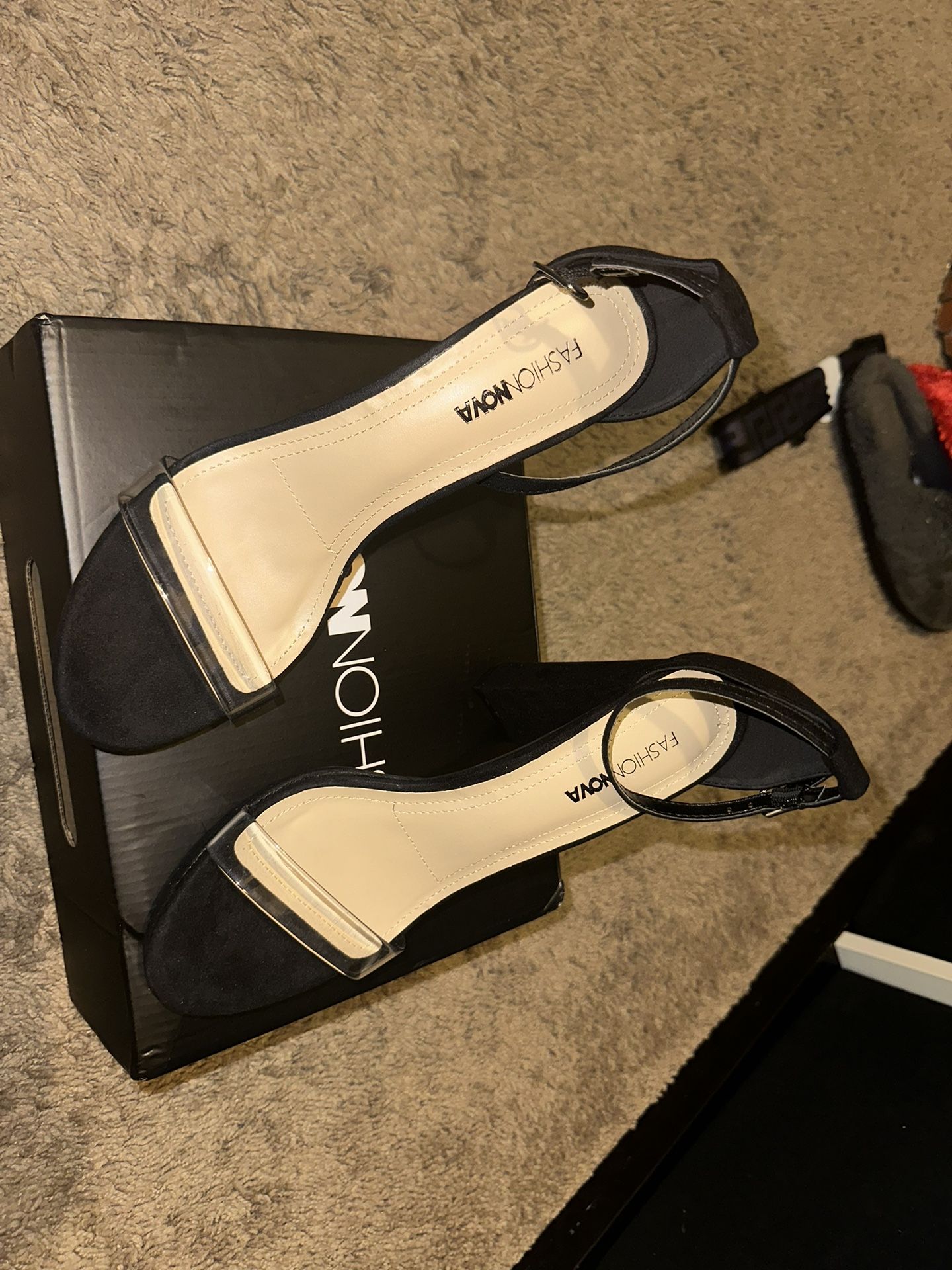 Fashion nova heels