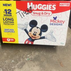 Huggies Snug & Dry Size 4 156 Count Diapers New In Box 