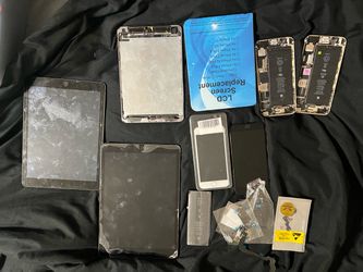 Apple iPhone & iPad Parts Lot for Repair