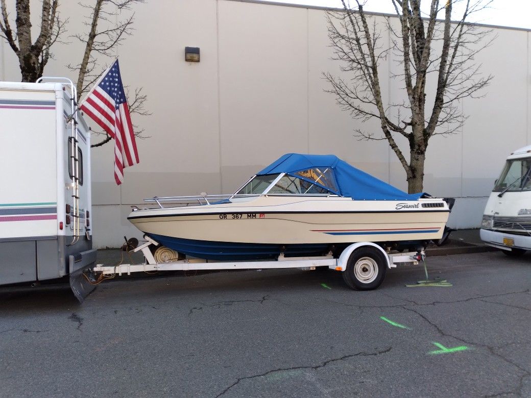 18 Foot Sea Swirle Boat