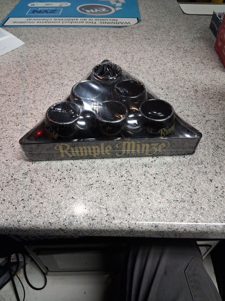 Vintage 1992 Rumple Minze Pool Cue Shot Glasses
