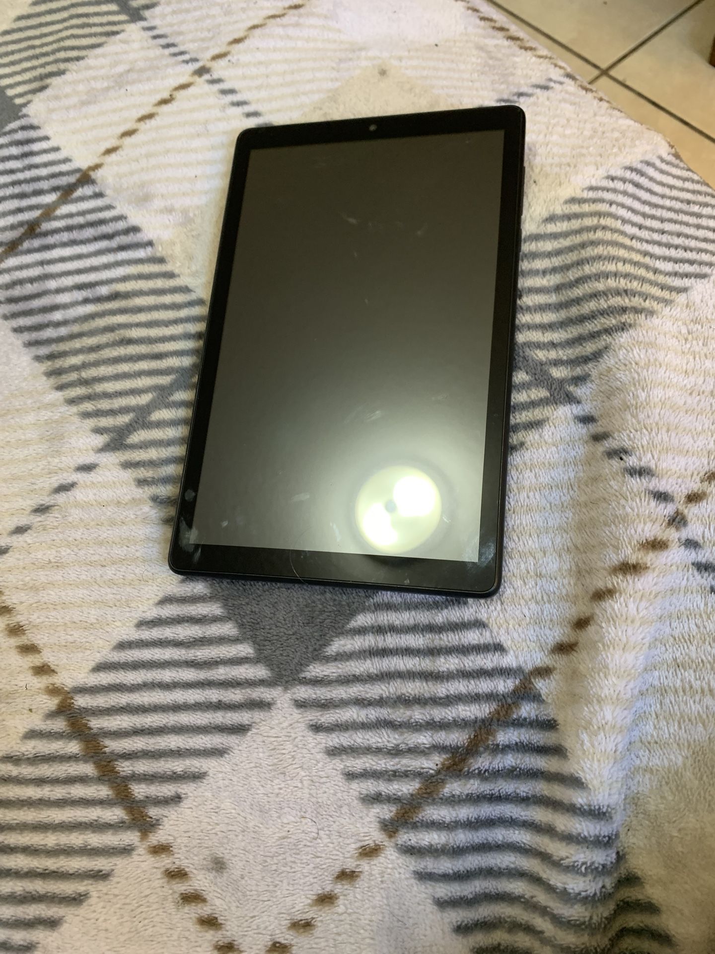 Tablet Goes For 150 Brand New