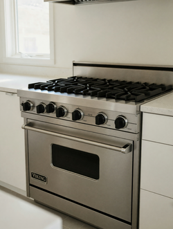 Viking VGIS360-6BDSS Gas Range – Good Condition, 36 Inch 6 Burner Stainless - South San Francisco, CA