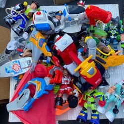 Fisher Price Rescue Heroes Lot Originals From 1990s 14 Figures 3 Dogs 1Shark Vehicles & Accessories .