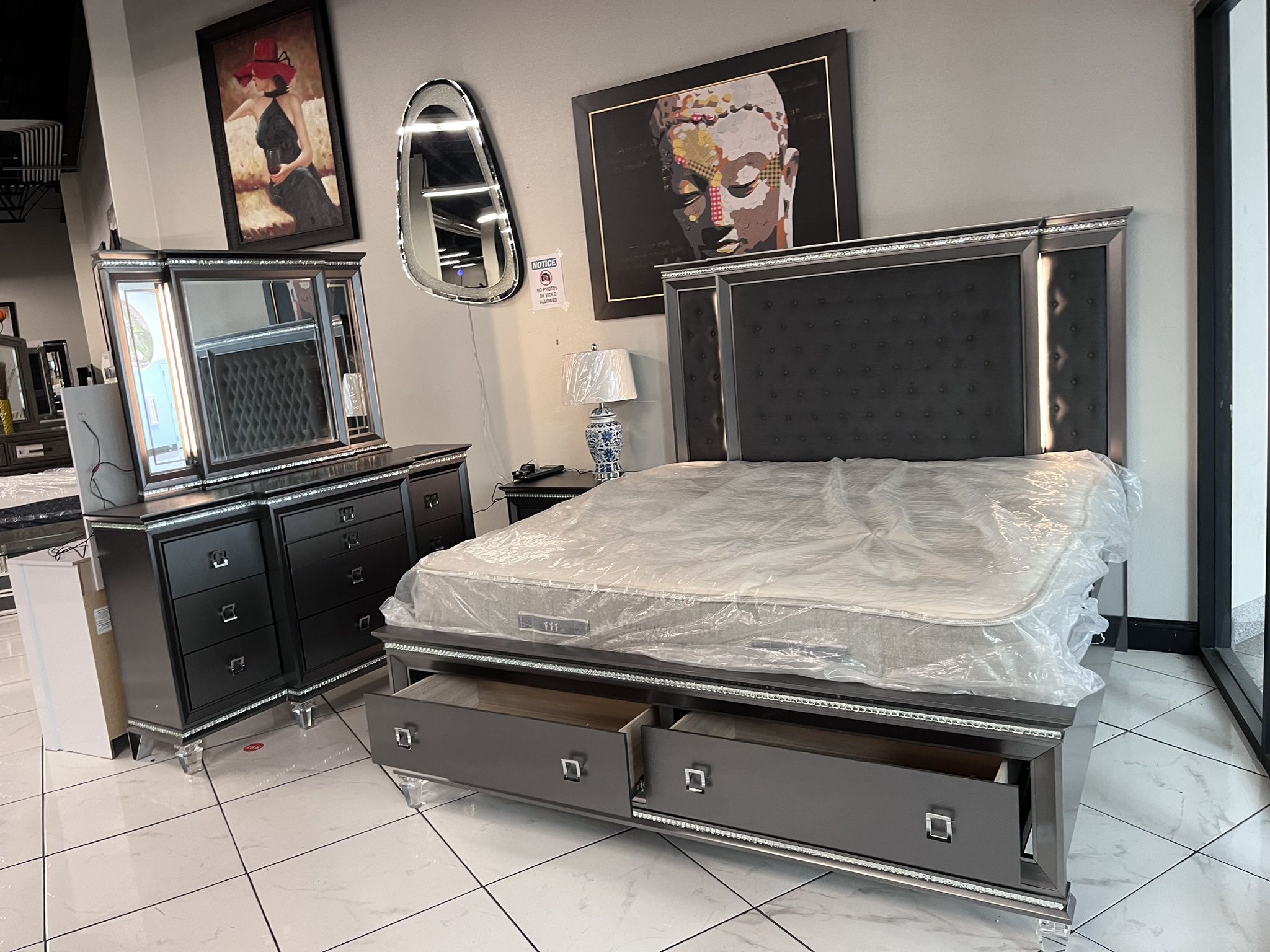 4pc King Bedroom Set 🔥🔥🔥