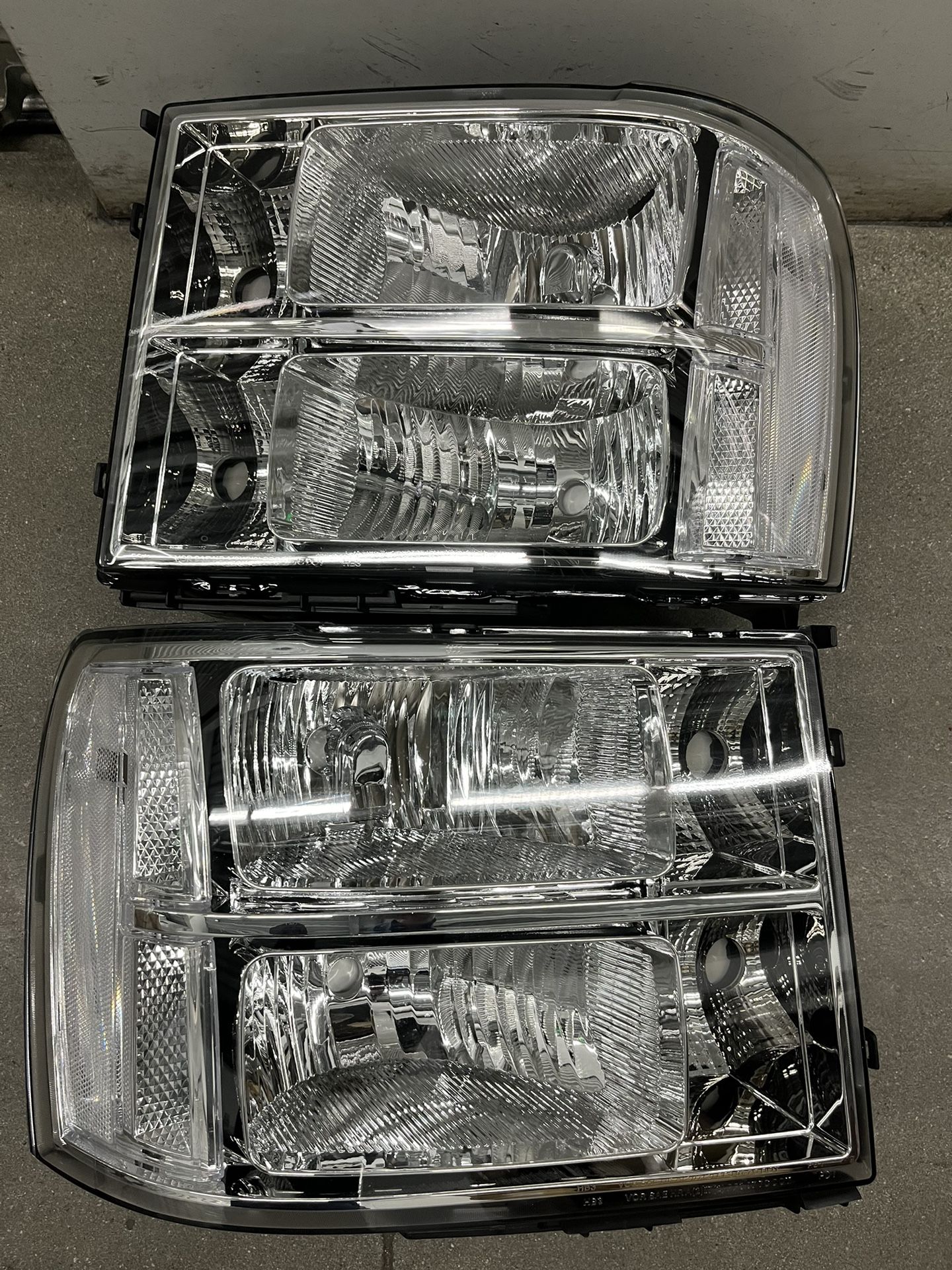 07-13 GMC Sierra Headlights Luces Micas Faros