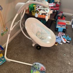 Baby Swing Very Nice 