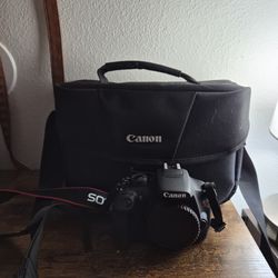 Canon EOS5 Rebel T5 camera