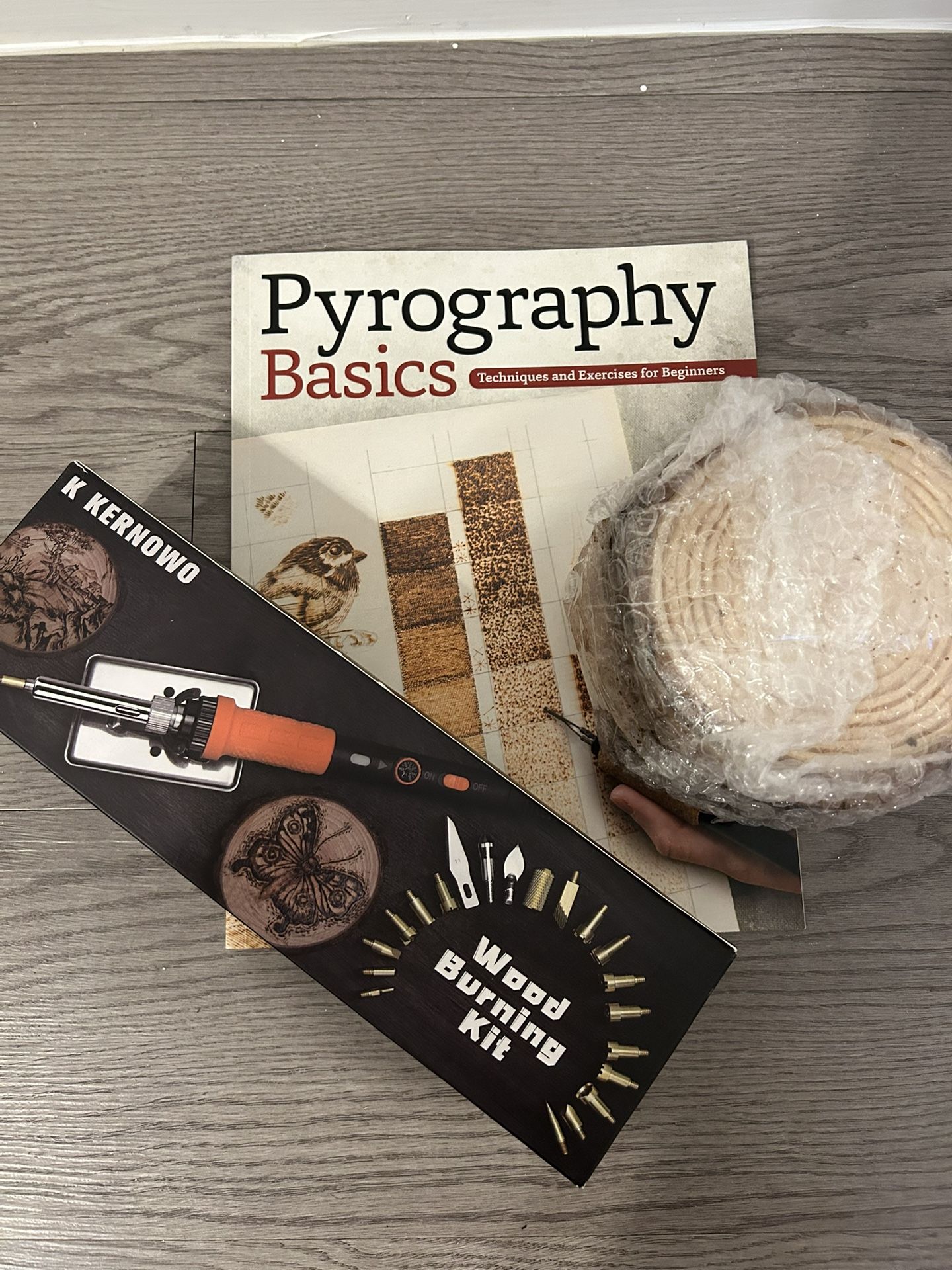 Pyrography Tool Kit + Wood & Instruction Book – Like New