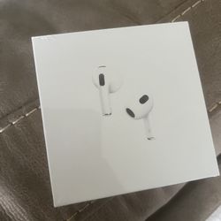 AirPod Gen 3