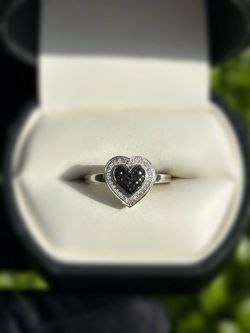 Jewelry 10k solid white gold black diamonds 0.15 CTW Heart ring sz 7.00