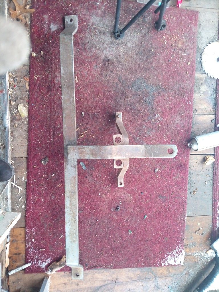 Trailer Hitch For Towing And Hauling