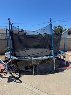 Trampoline with misters