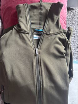 Columbia women’s zip jacket