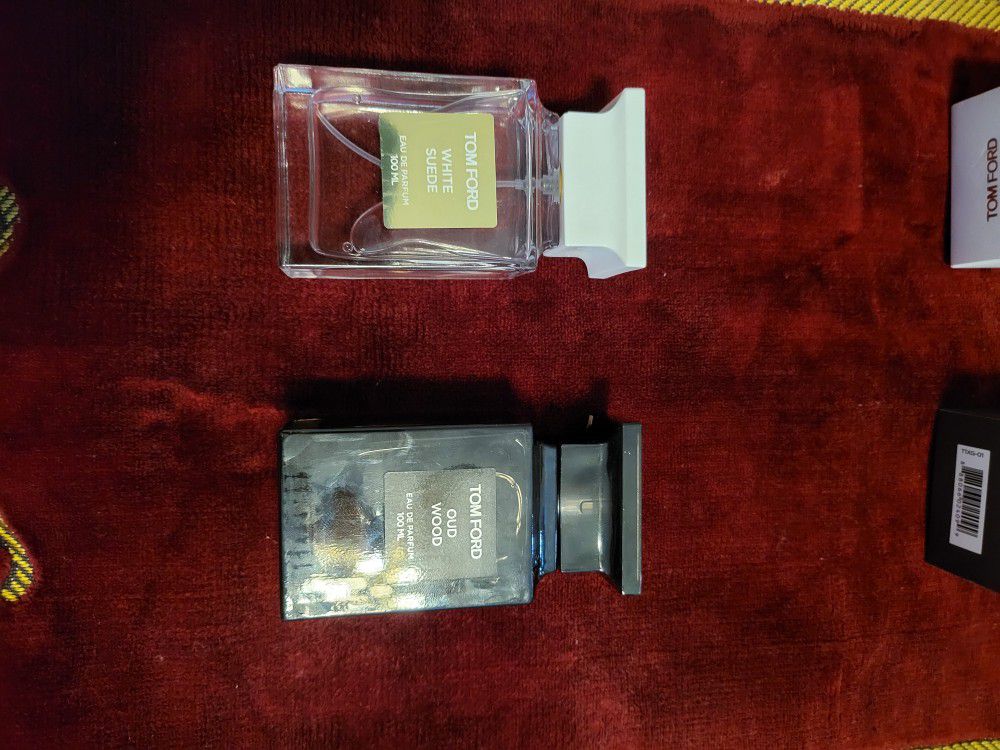 Tomford collection perfume collections. 
