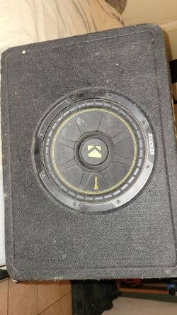 2x 10 Inch subs