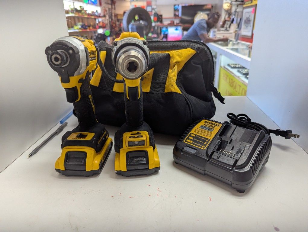 Dewalt Hammer Drill And Impact Driver Combo With Battery And Charger