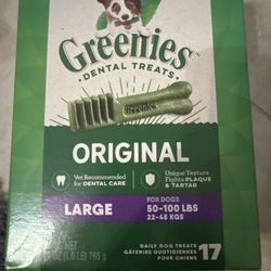 Greenies Dental Treats for Dogs Original large size for dogs 50-100 lbs. Vet recommended for dental care. Exp Jan 2026