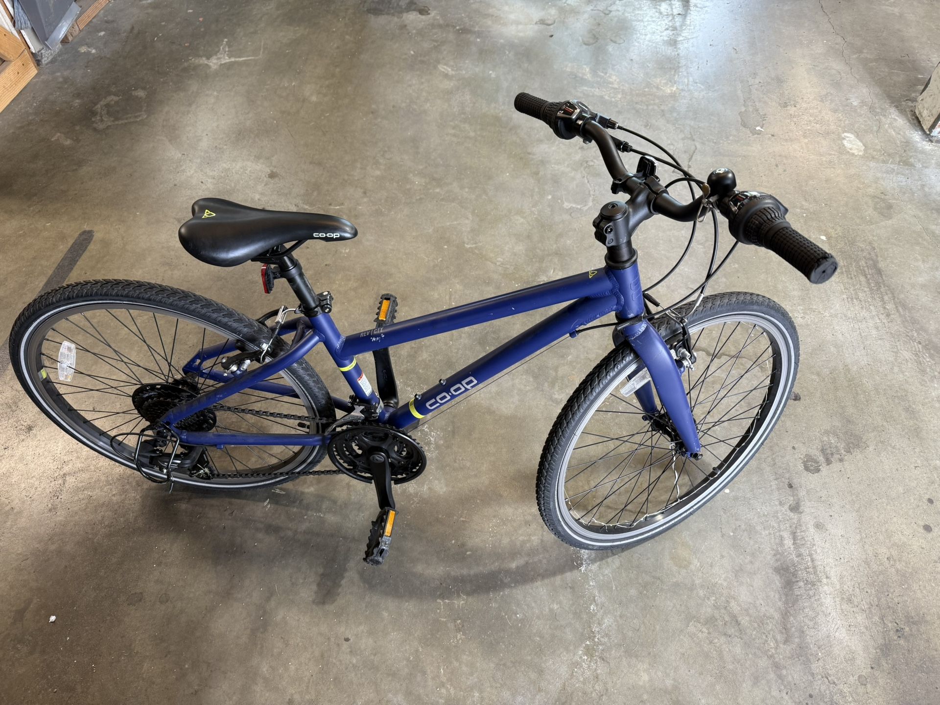 Rev Cty 24 Kids Bike