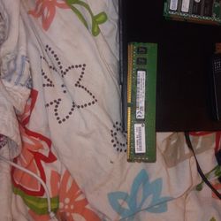  SK Hynix 8GB DDR4 2133MHz RAM module,