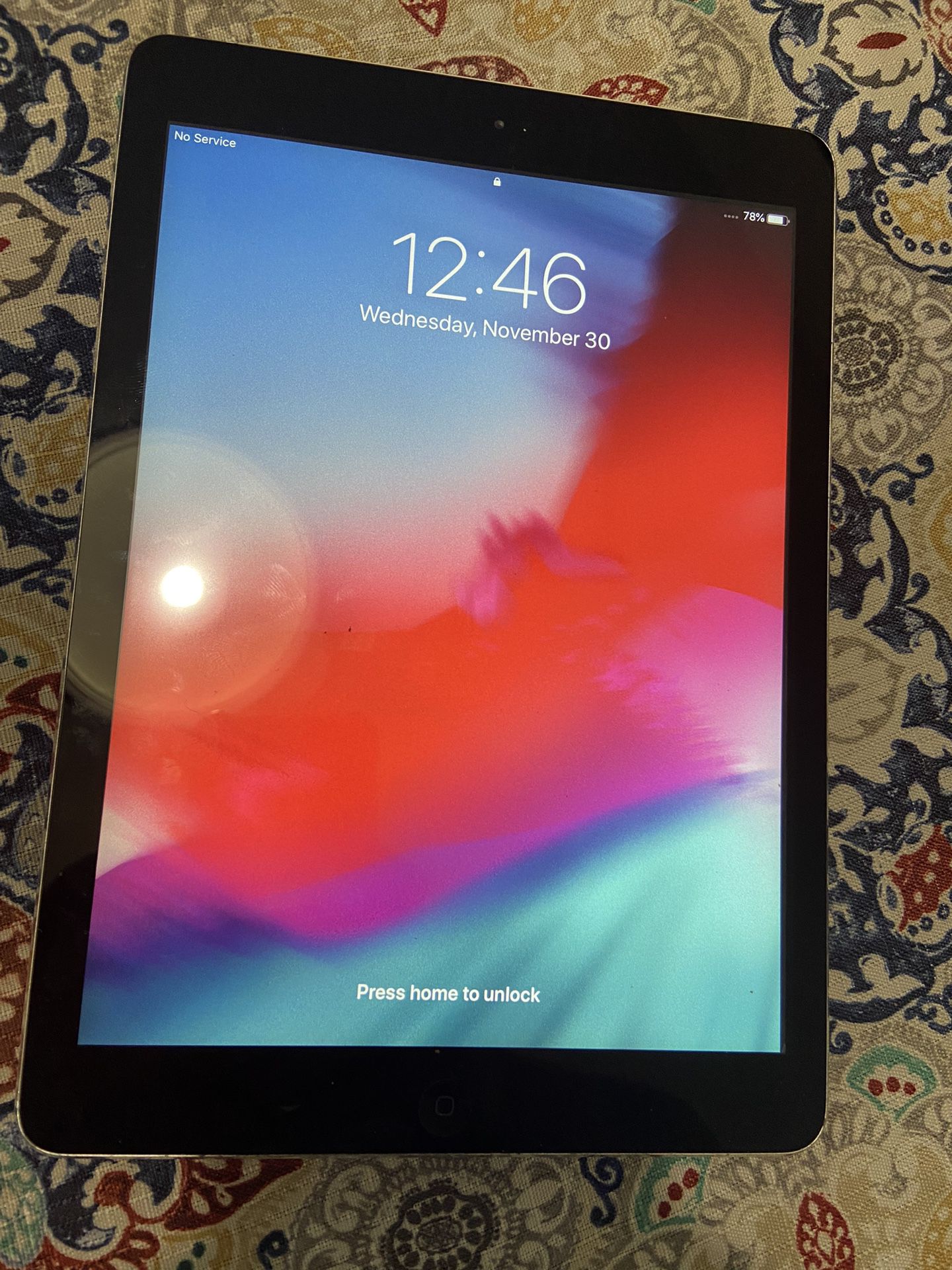 iPad Air Wifi Locked iCloud Parts Only