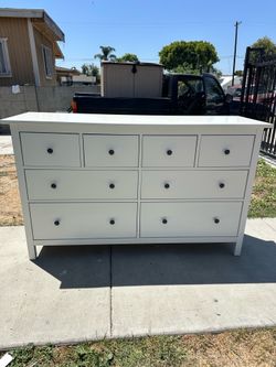 White ikea Hemnes dresser