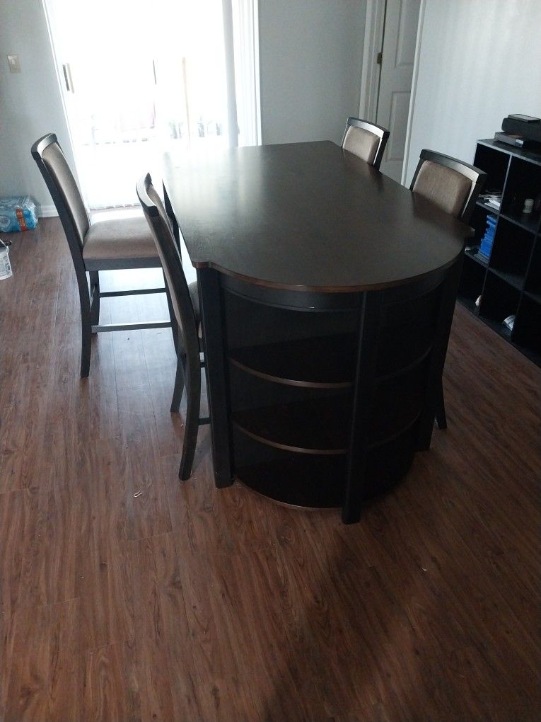 Table With 4 Chairs Bar Height