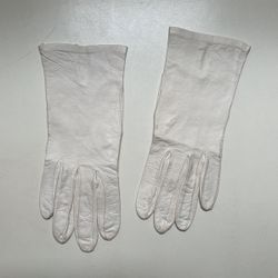 Petite White Leather Gloves
