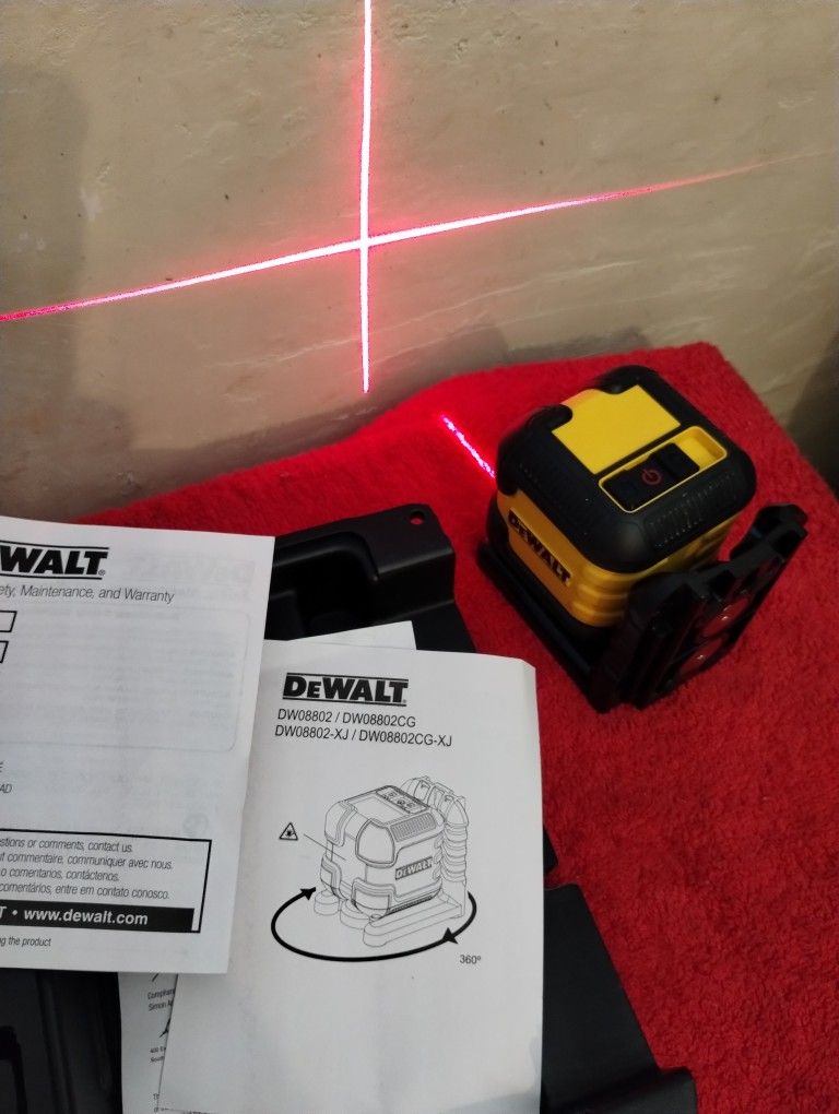DEWALT Láser Kit $90