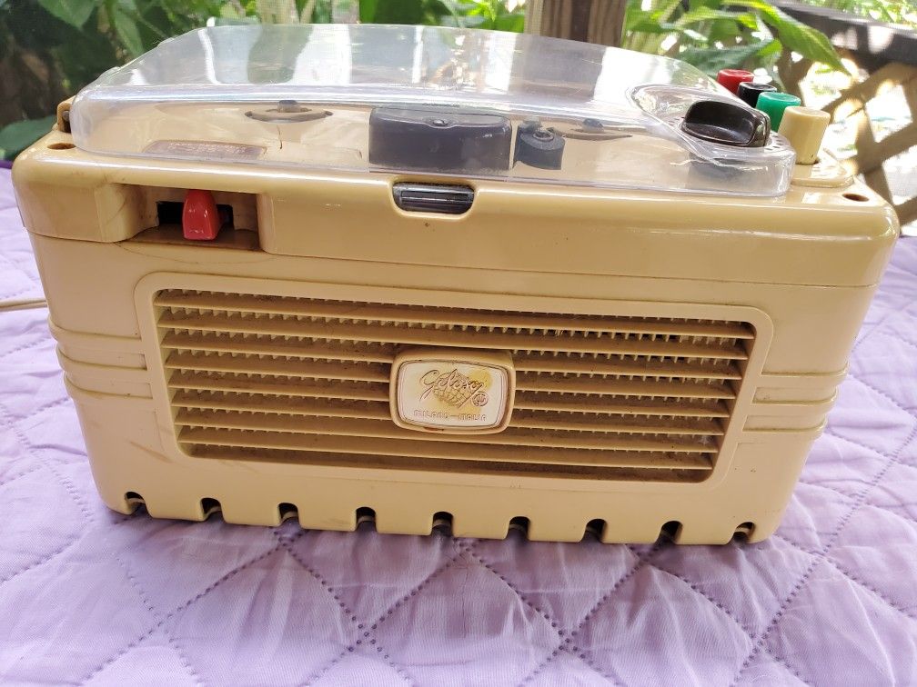 1955 Vintage Geloso Model G255 Milano - Italia Reel To Reel Voice And Music Recorder