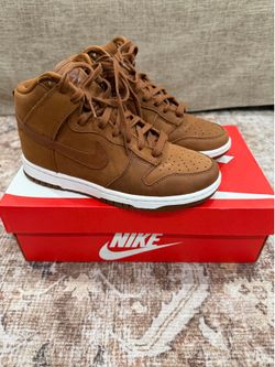 Nike Dunks High Top Pecans Women Size 7